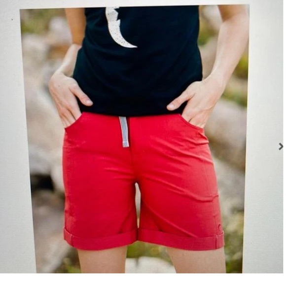 Zyia Active It's Not Just a Trail Short Long - Picture 10 of 11